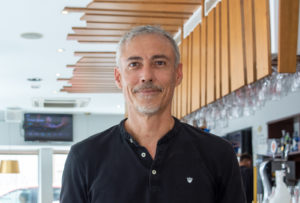 Sergio, gerente de La plazuela Almería